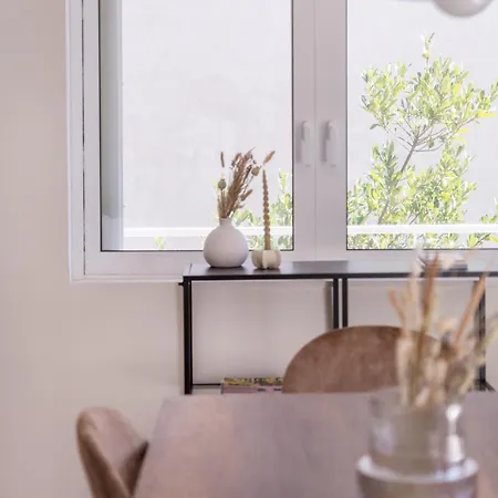 Comfortable 3br Family In Agia Paraskevi By Upstreet *