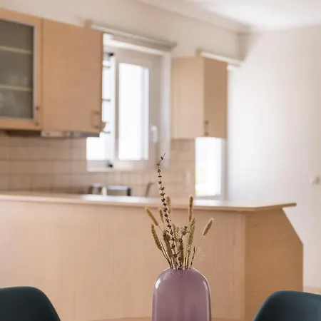 Apartment Comfortable 3br Family In Agia Paraskevi By Upstreet *